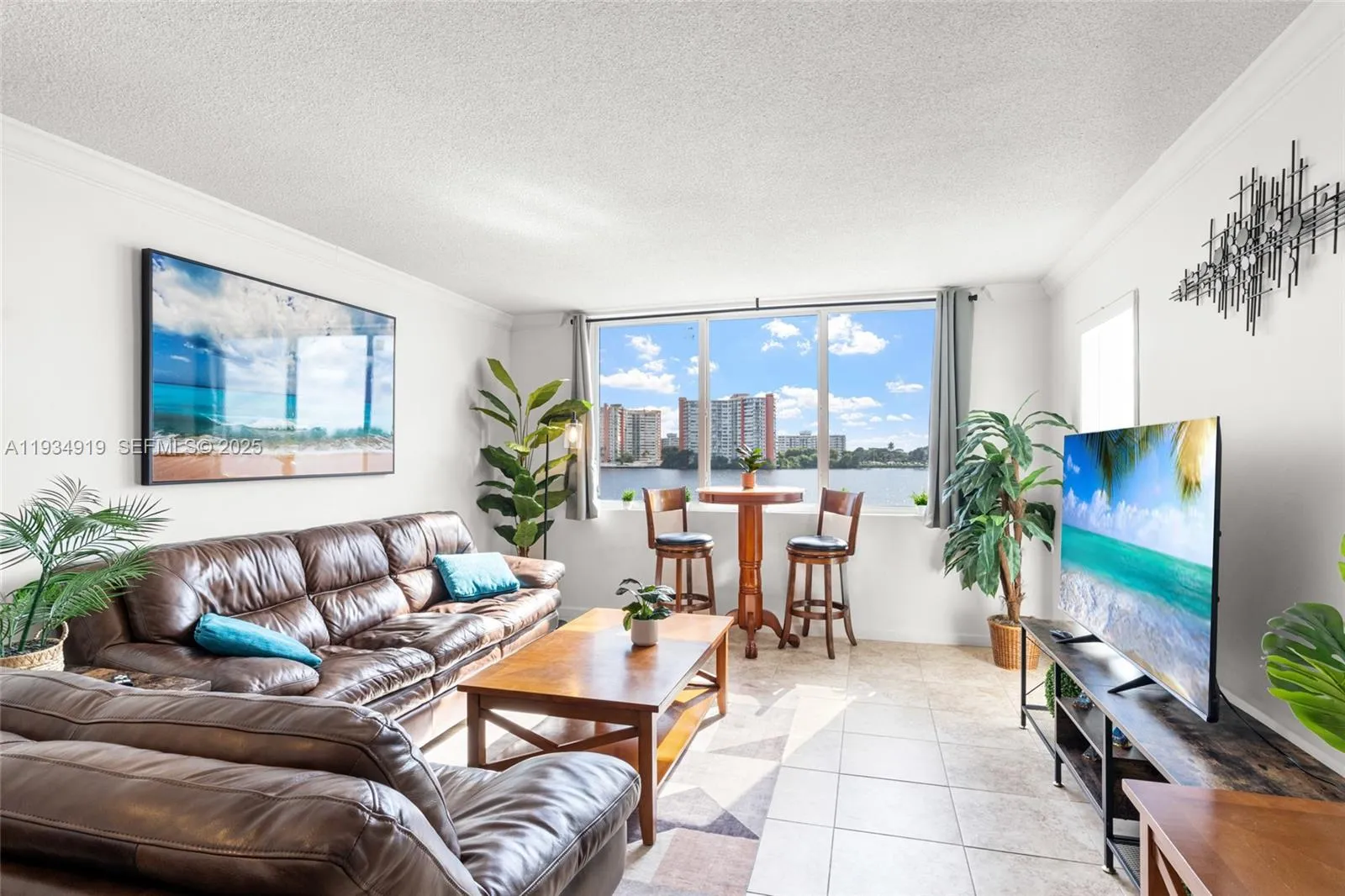 1 bedroom 1 bath for sale at 1170 NE 191st St # 35, Miami FL 33179