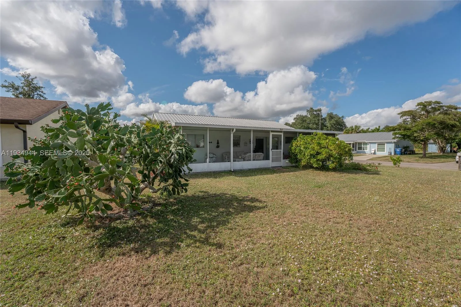 2001 Schooner Dr., La Belle FL 33935