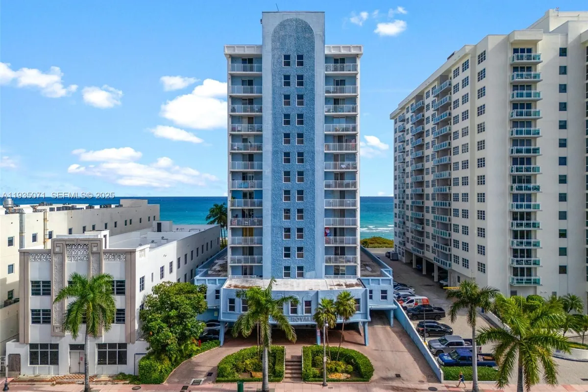 6969 Collins Ave # 811, Miami Beach FL 33141