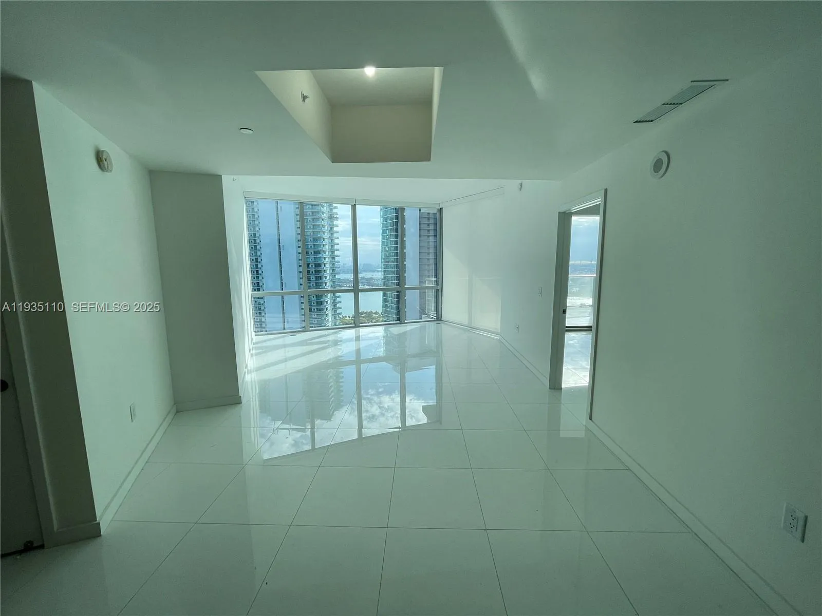 2 bedroom 3 bath for sale at 851 NE 1st Ave # 3103, Miami FL 33132