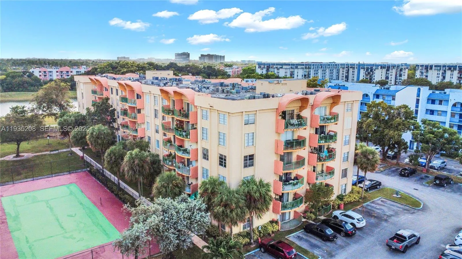 9360 Fontainebleau Blvd # 101, Miami FL 33172