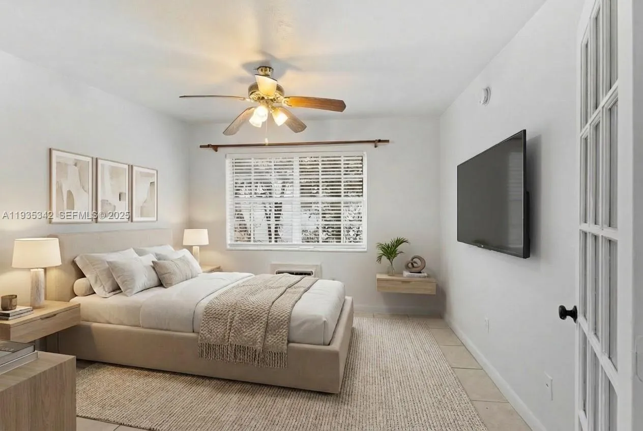 318 MAJORCA AVE # 203, Coral Gables FL 33134