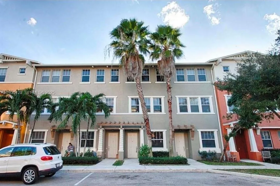 833 Millbrae Ct # 5, West Palm Beach FL 33401