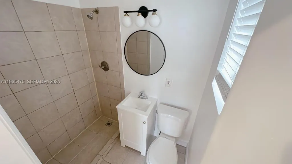 635 12th St # 11, Miami Beach FL 33139