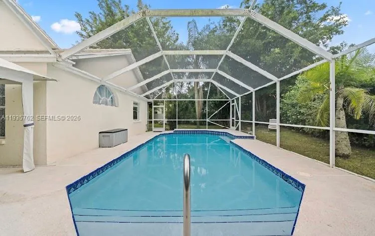 2002 Lake Breeze Ct, Wellington FL 33414