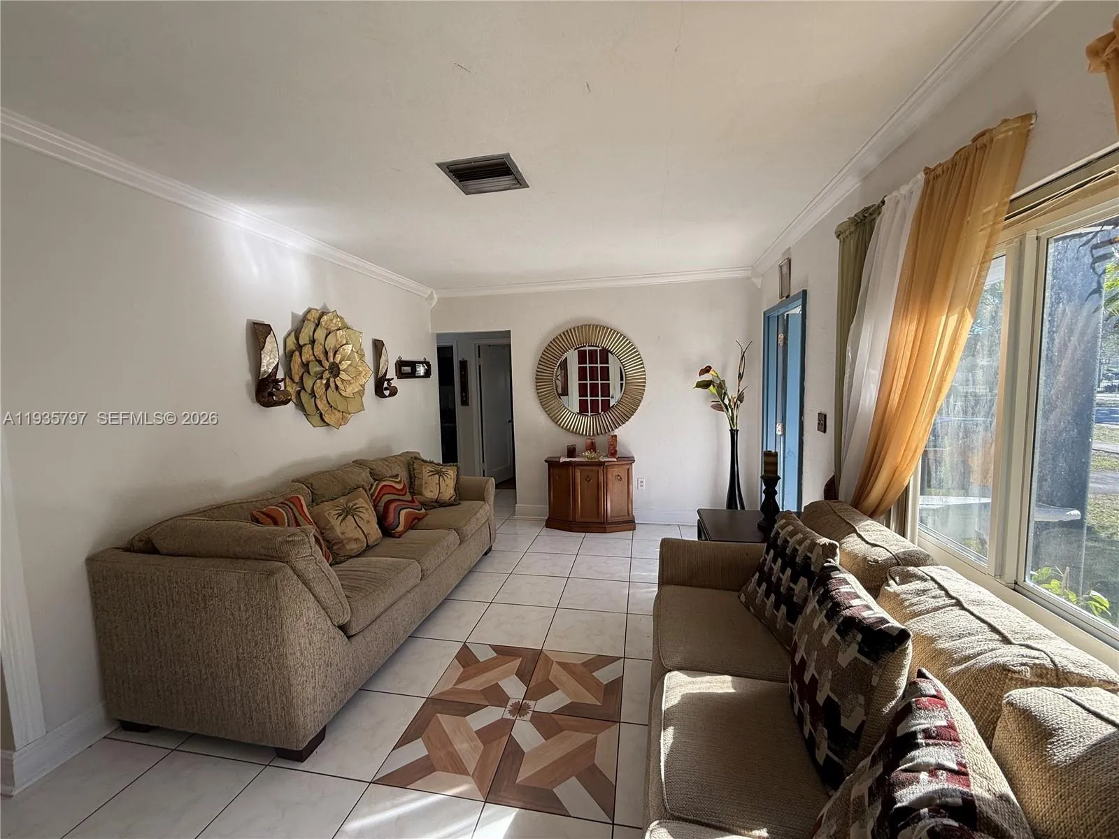 79 NW 143rd St, Miami FL 33168