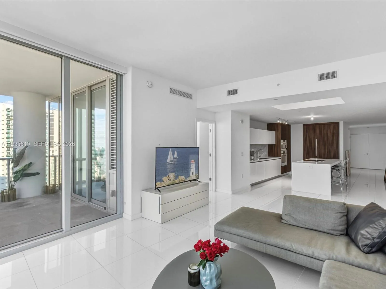 851 NE 1st Ave # 4801, Miami FL 33132