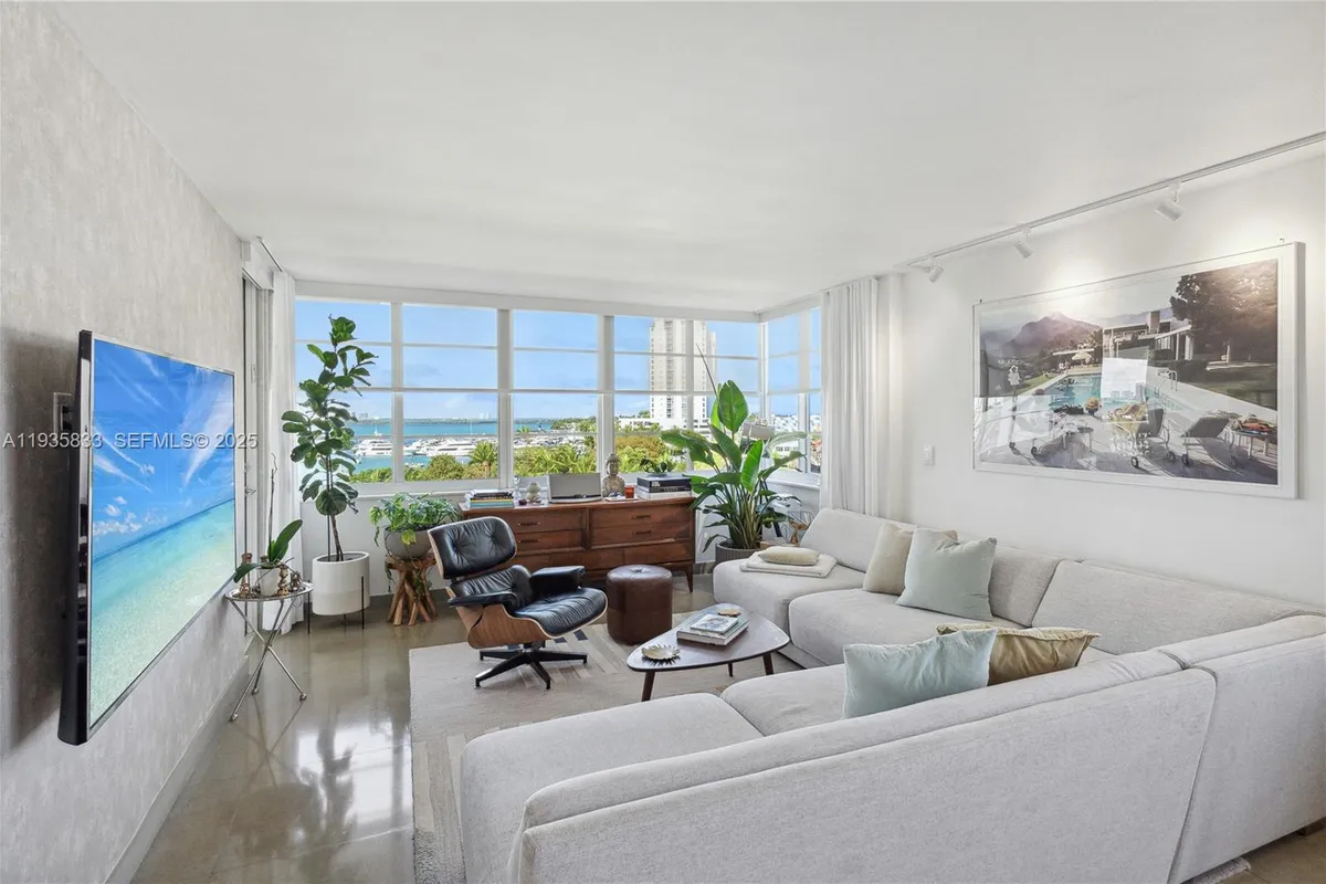 1670 Lincoln Ct. # 7E, Miami Beach FL 33139