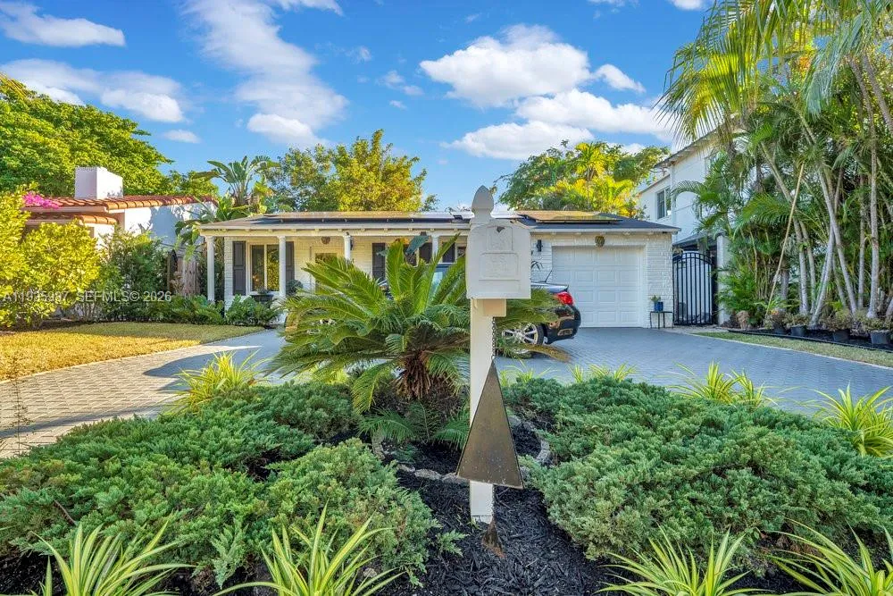 634 NE 72nd Ter, Miami FL 33138