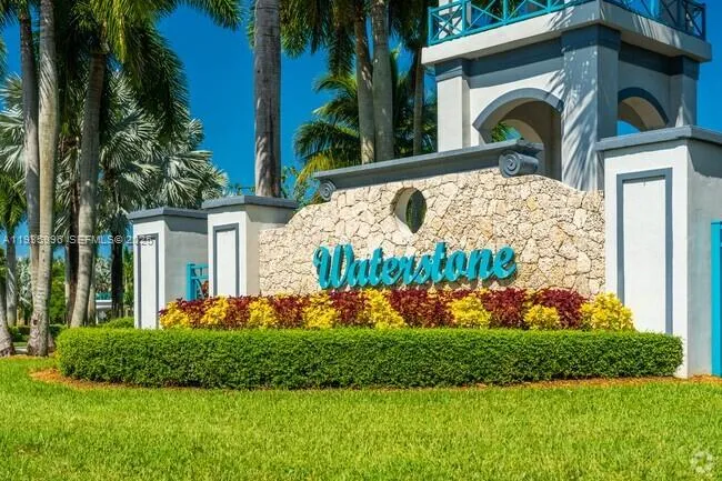 2402 NE 41st Pl, Homestead FL 33033