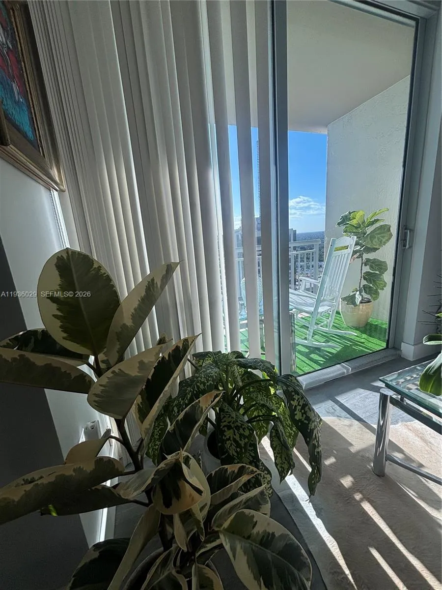 9066 SW 73rd Ct # 2002, Miami FL 33156