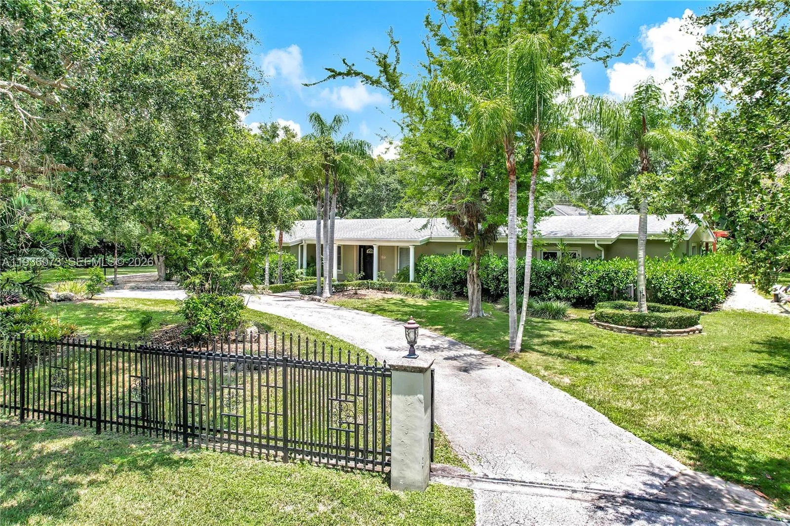 6551 SW 126th St, Pinecrest FL 33156