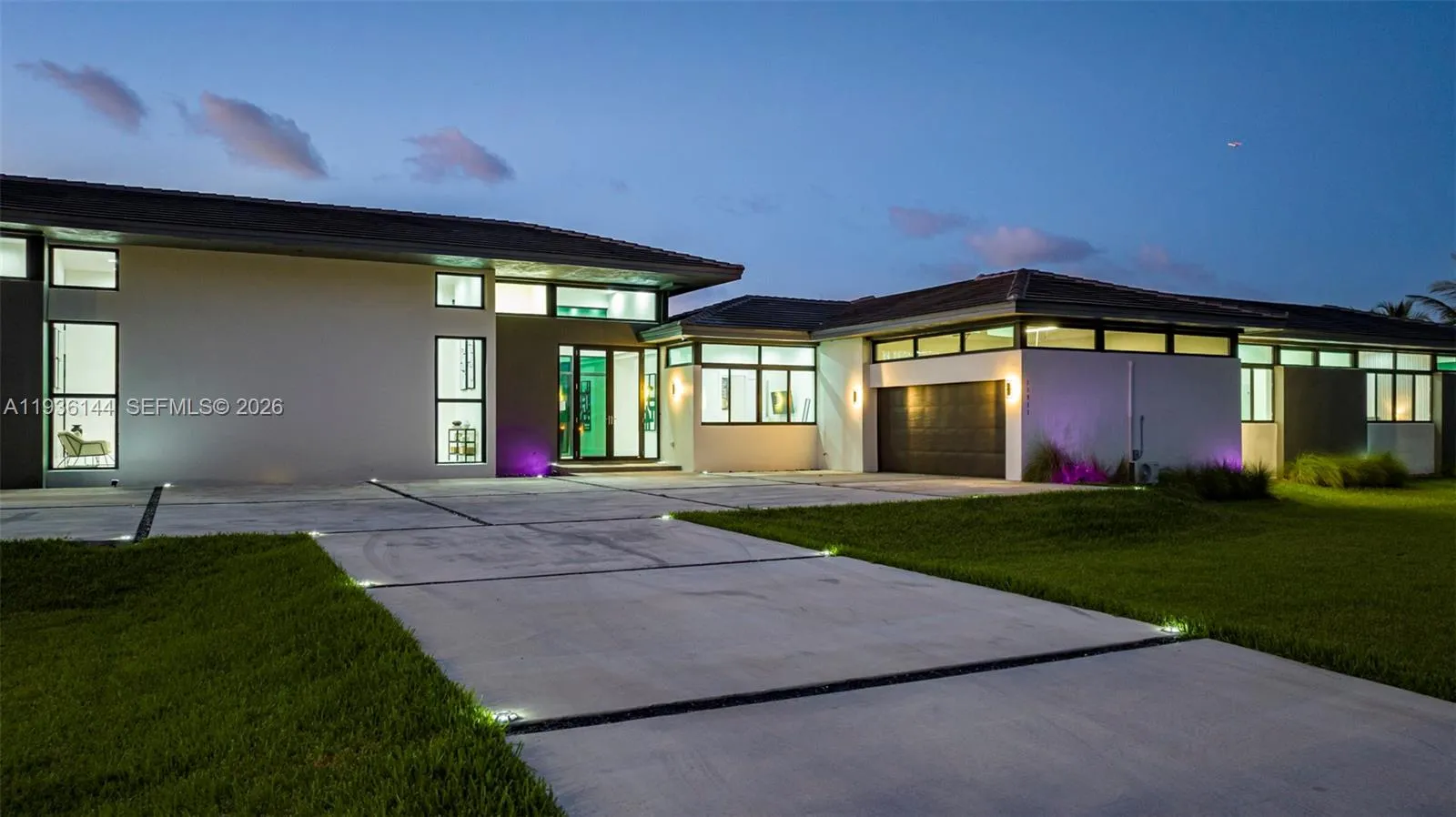 11911 NW 2nd St, Plantation FL 33325