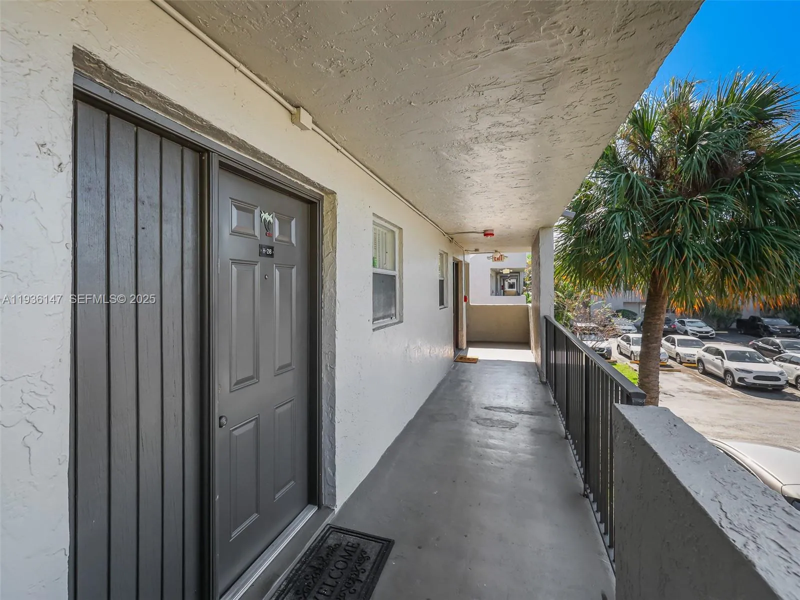 130 NW 87th Ave # H216, Miami FL 33172