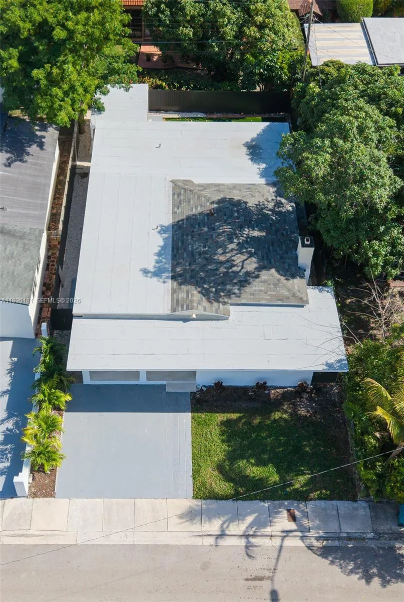 1511 SW 20th Ct, Miami FL 33145