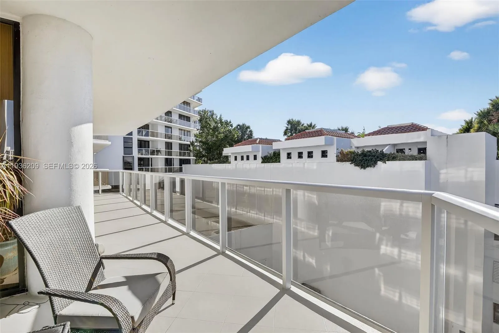 20281 E Country Club Dr # 201, Aventura FL 33180
