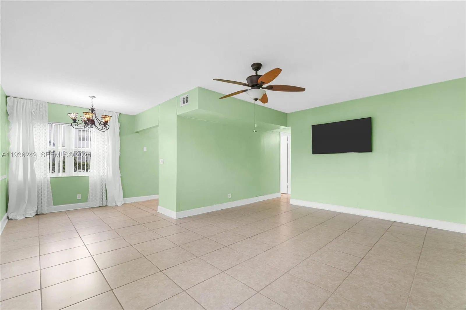 268 Coventry L # 268, West Palm Beach FL 33417