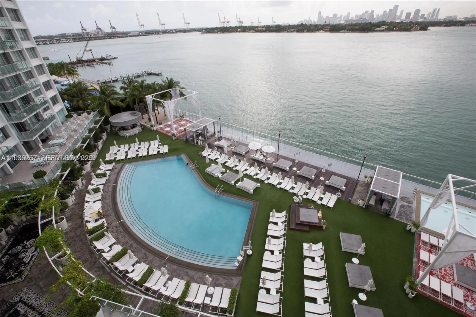 1100 West Ave # 1220, Miami Beach FL 33139
