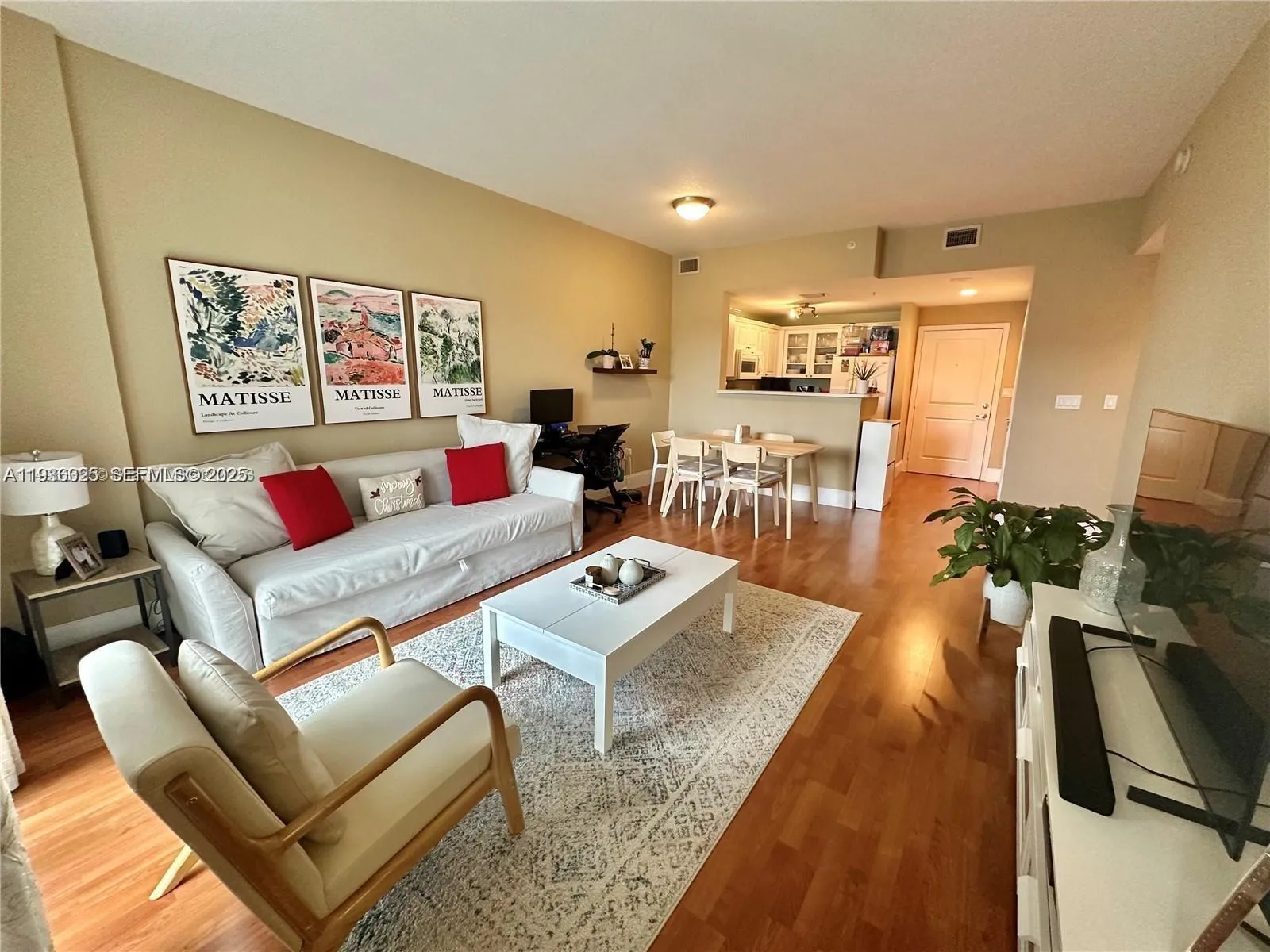 10 Aragon Ave # 818, Coral Gables FL 33134