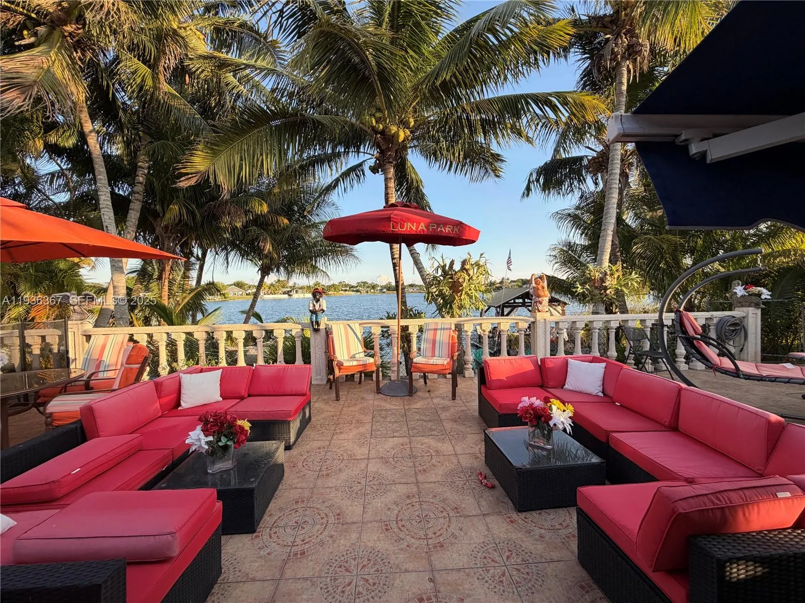 15022 SW 67th Ln, Miami FL 33193