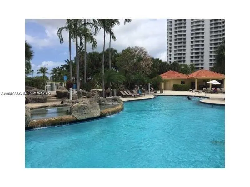 3300 NE 191st St # 518, Aventura FL 33180