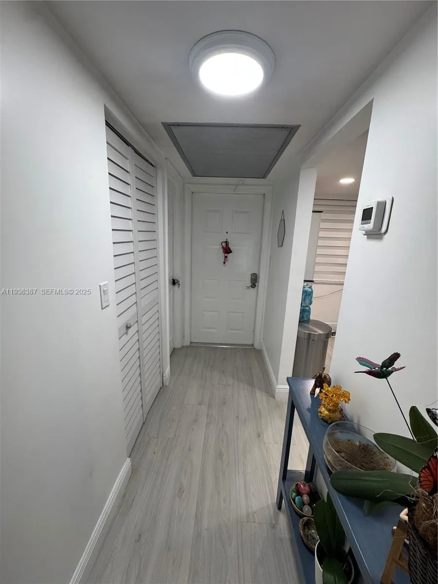900 Colony Point Cir # 218, Pembroke Pines FL 33026