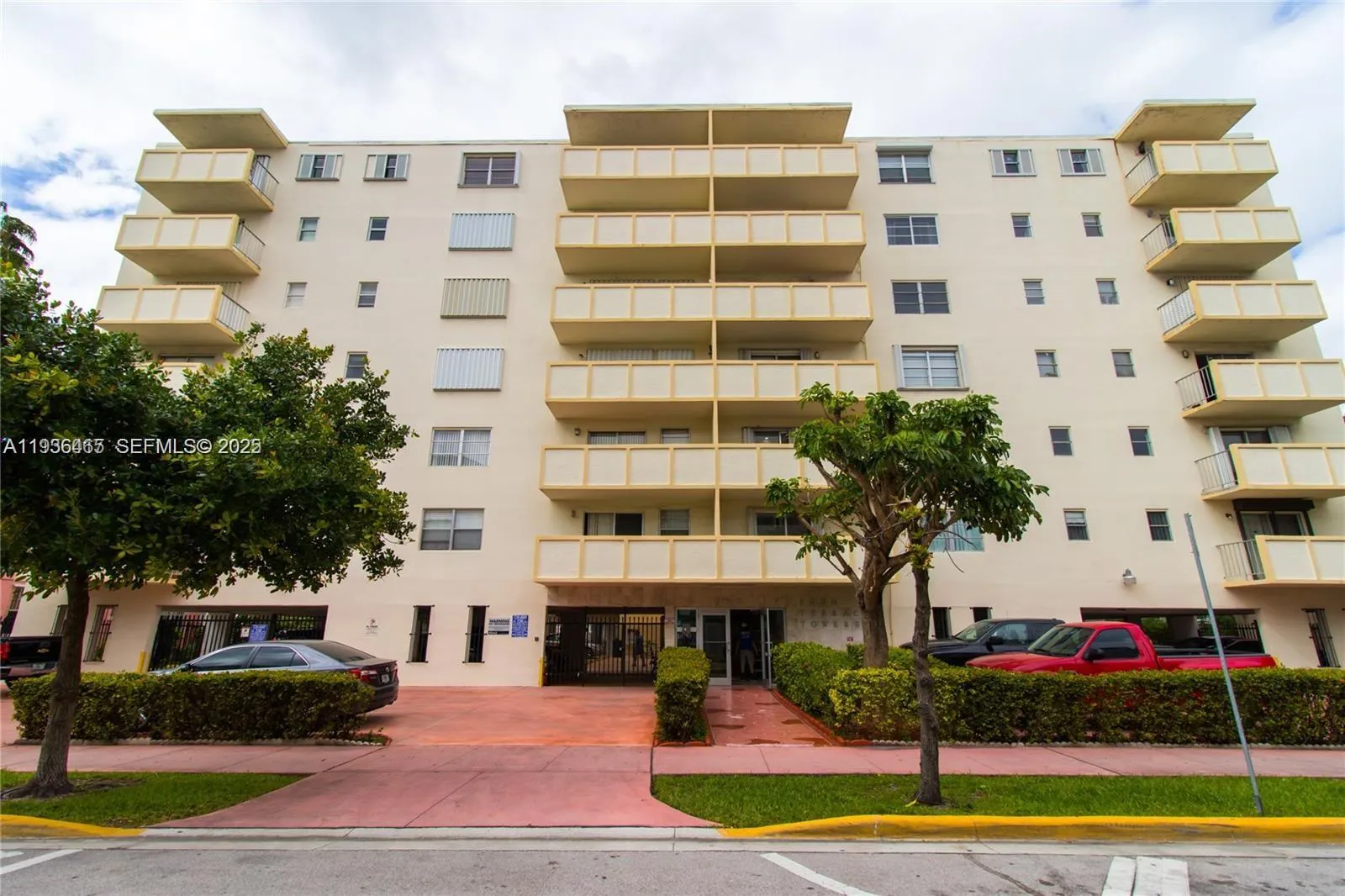730 Pennsylvania Ave # 307, Miami Beach FL 33139