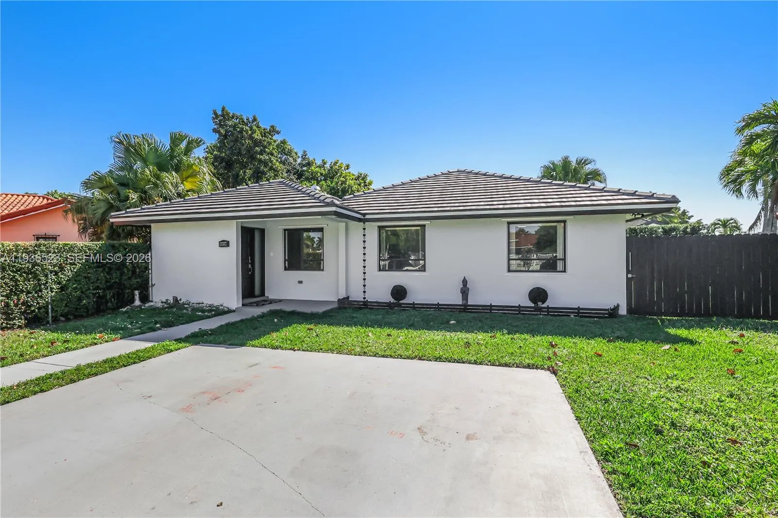 13238 NW 8th Ter, Miami FL 33182