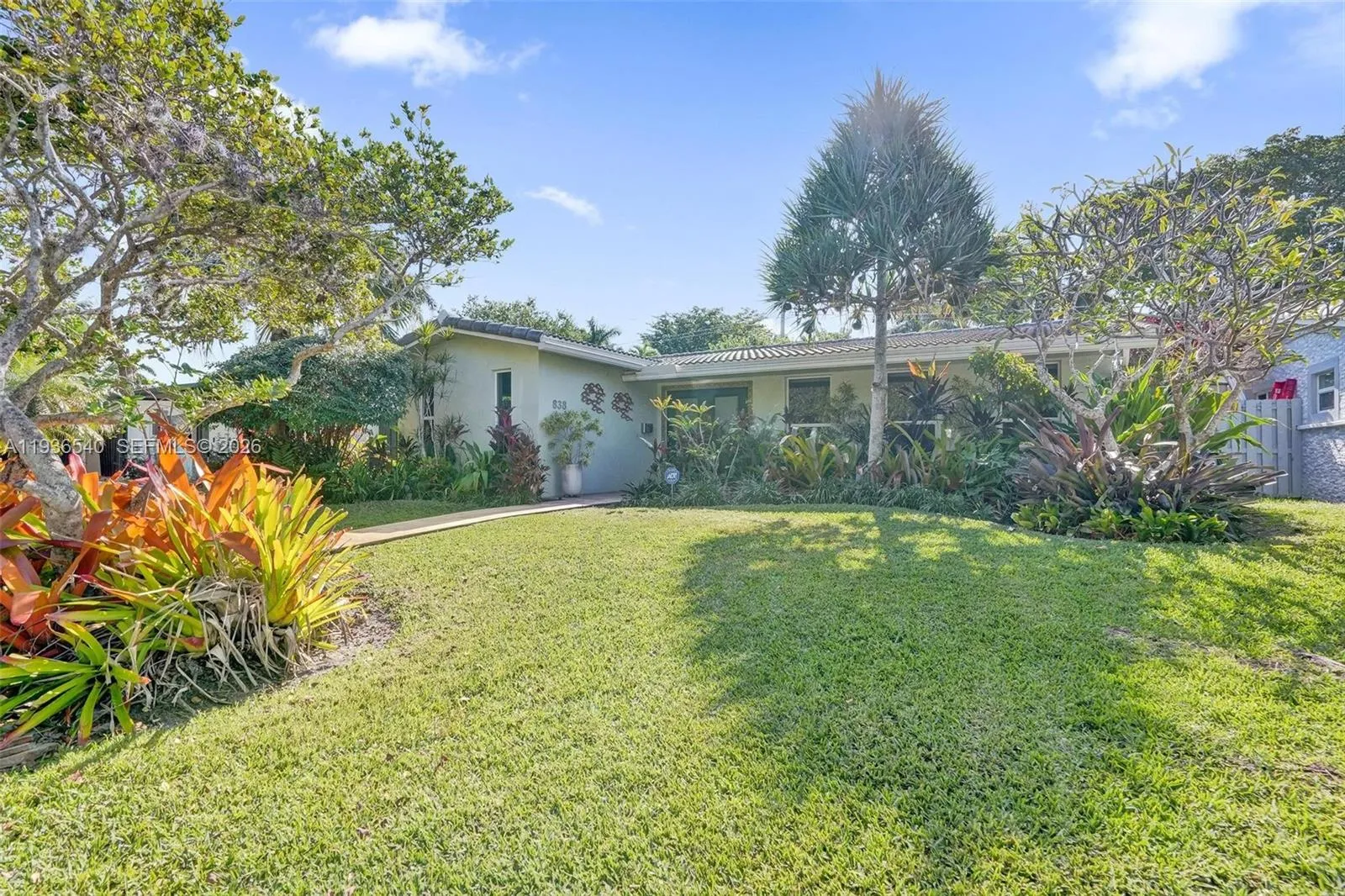 3 bedroom 2 bath Residential for sale at 838 Johnson St, Hollywood FL 33019