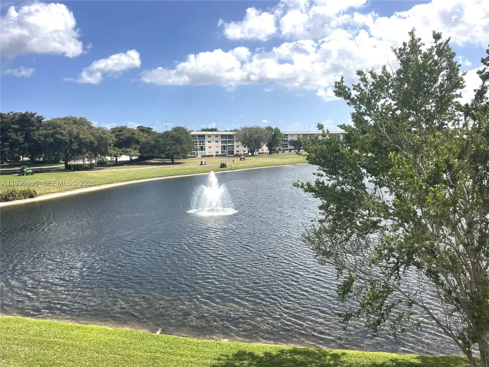 2 bedroom 2 bath for sale at 3204 Portofino Pt # B4, Coconut Creek FL 33066