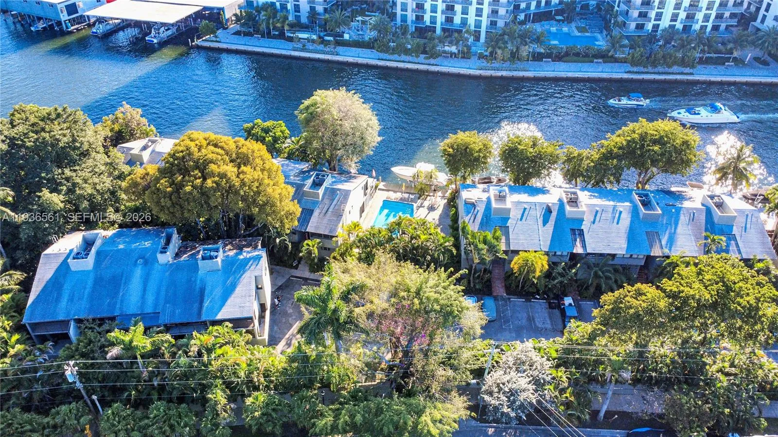 1000 NW N River Dr # 20, Miami FL 33136