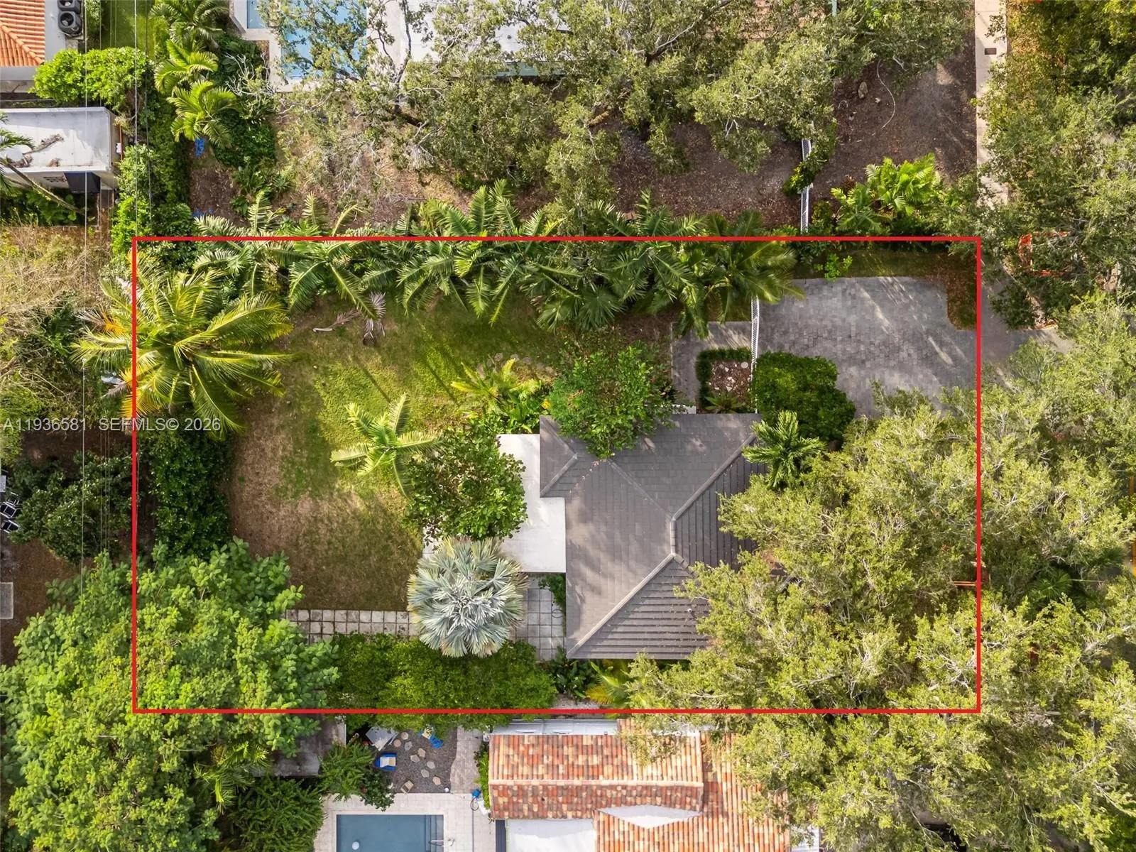446 Madeira Ave, Coral Gables FL 33134