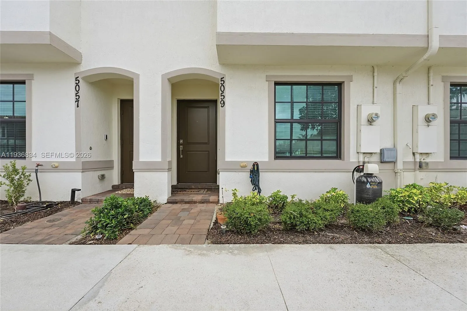 5059 Genove Pl, Riviera Beach FL 33410