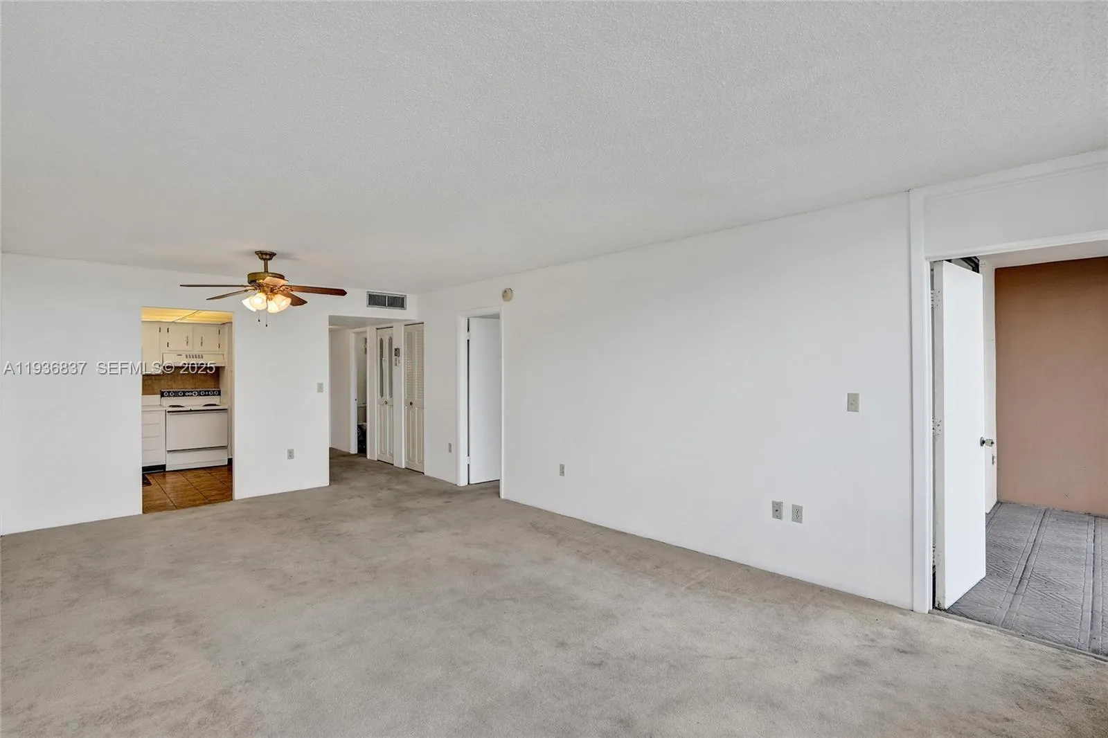 1200 Saint Charles Pl # 413, Pembroke Pines FL 33026
