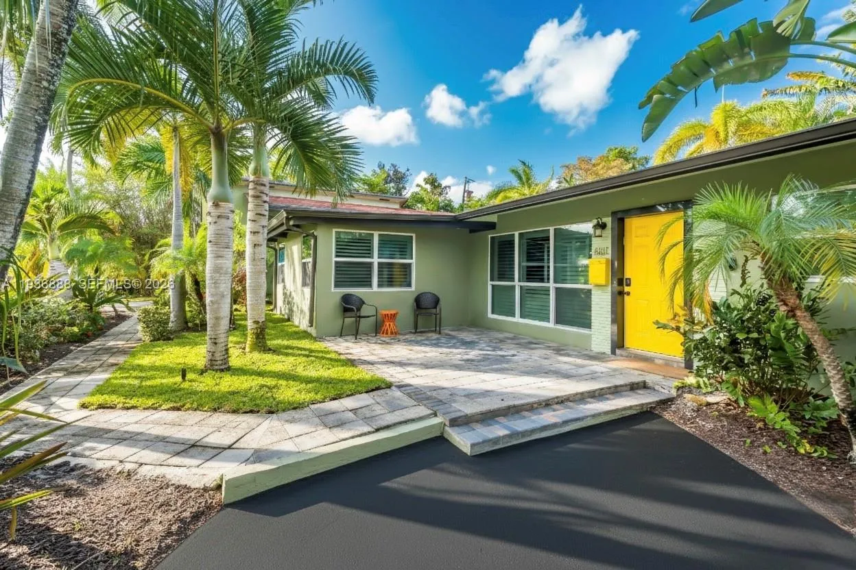 4 bedroom 3 bath Residential for sale at 801 NW 24th St, Wilton Manors FL 33311