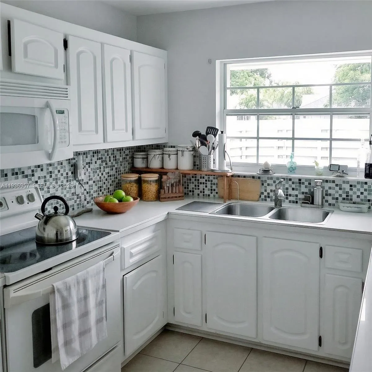 14035 SW 103rd Ter, Miami FL 33186