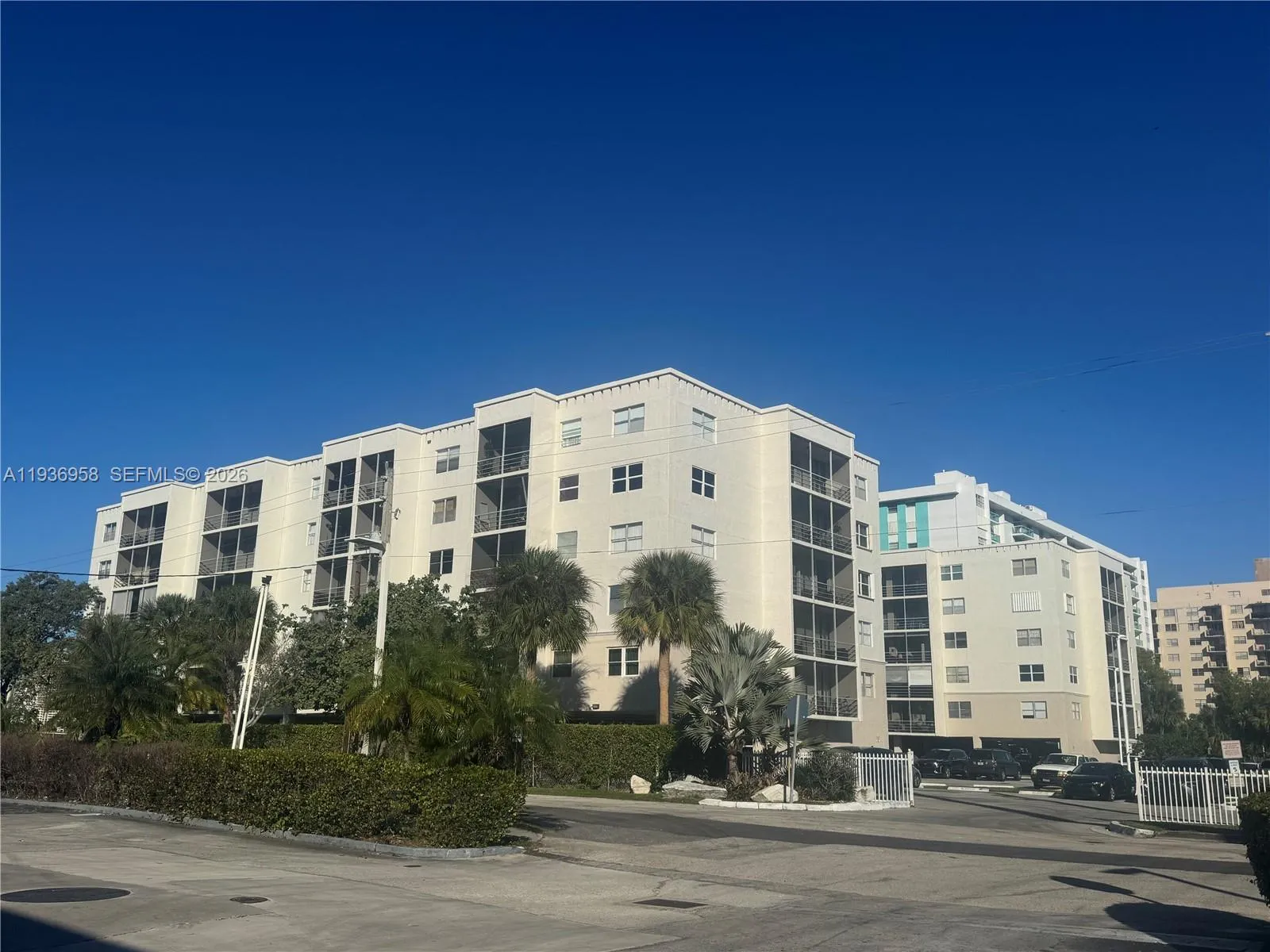 2821 N Miami Beach Blvd # 5P, North Miami Beach FL 33160