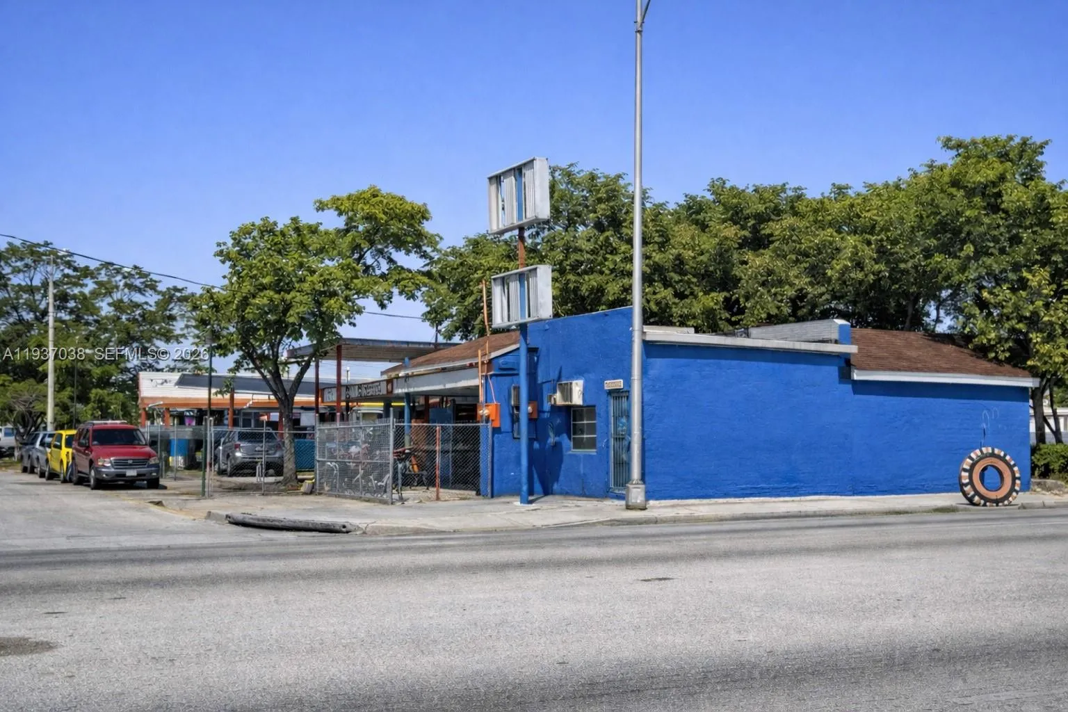 1650 NW 27th Ave, Miami FL 33125