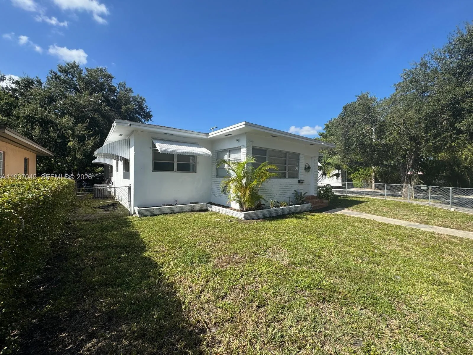 5455 NW NW # 2, Miami FL 33127