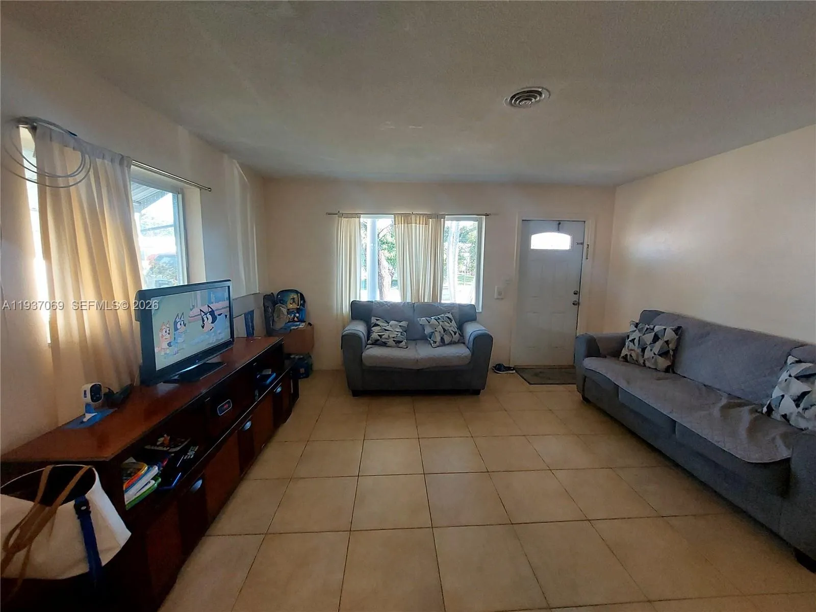4571 NW 19th Way, Tamarac FL 33309