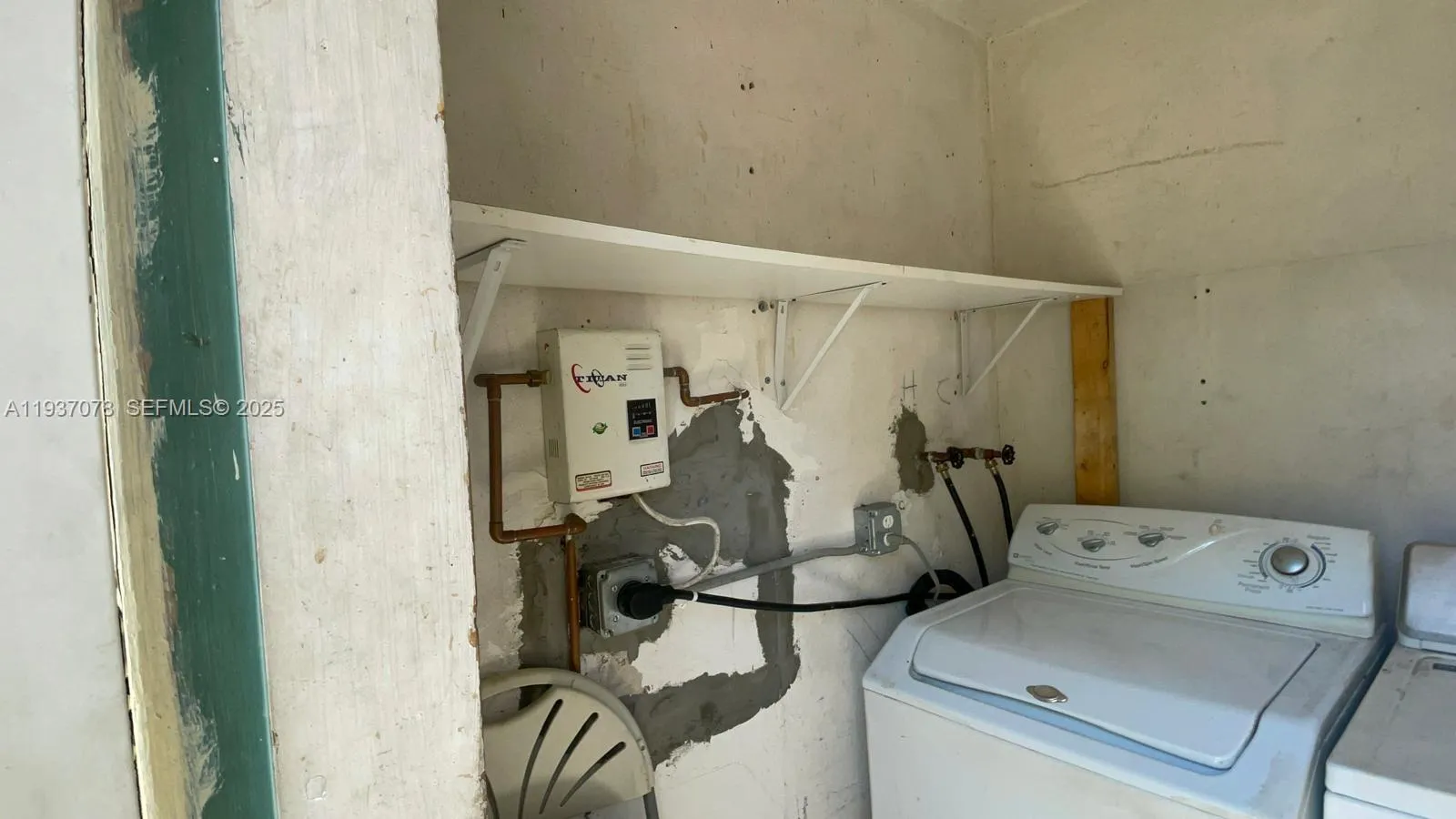 8201 NW 6th Ave, Miami FL 33150