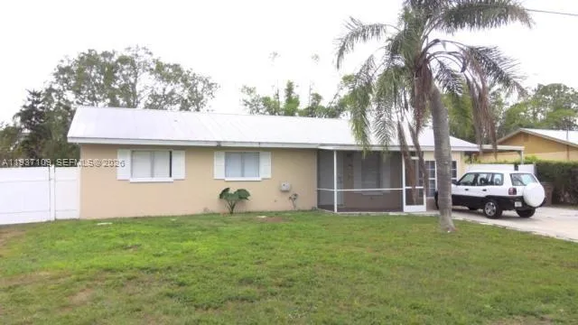 3 bedroom 2 bath Residential for sale at 3917 4, Lehigh Acres FL 33971