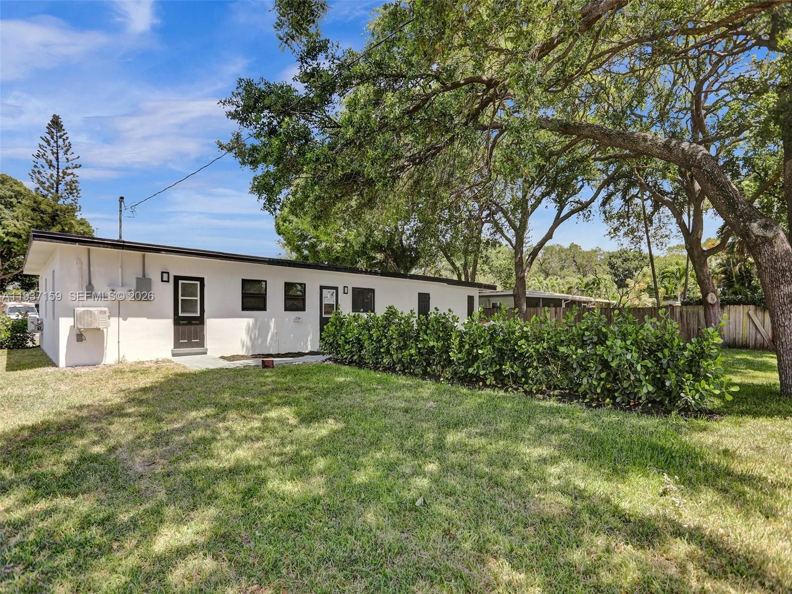 950 SW 29th St, Fort Lauderdale FL 33315