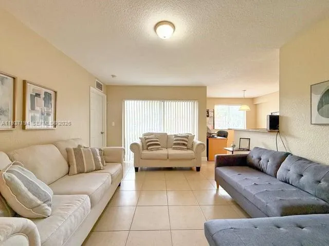 2 bedroom 2 bath Residential for sale at 21150 SW 87th Ave # 105, Cutler Bay FL 33189