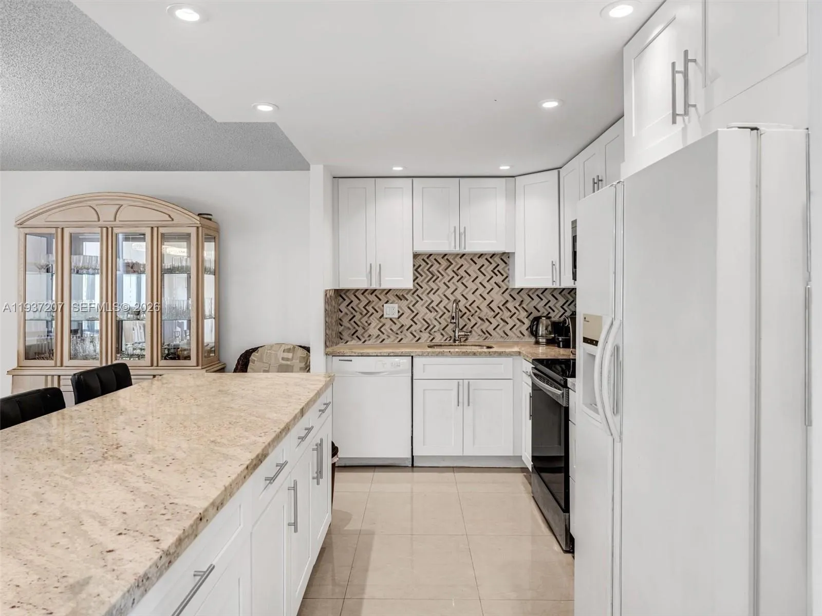 20401 NE 30th Ave # 8, Aventura FL 33180