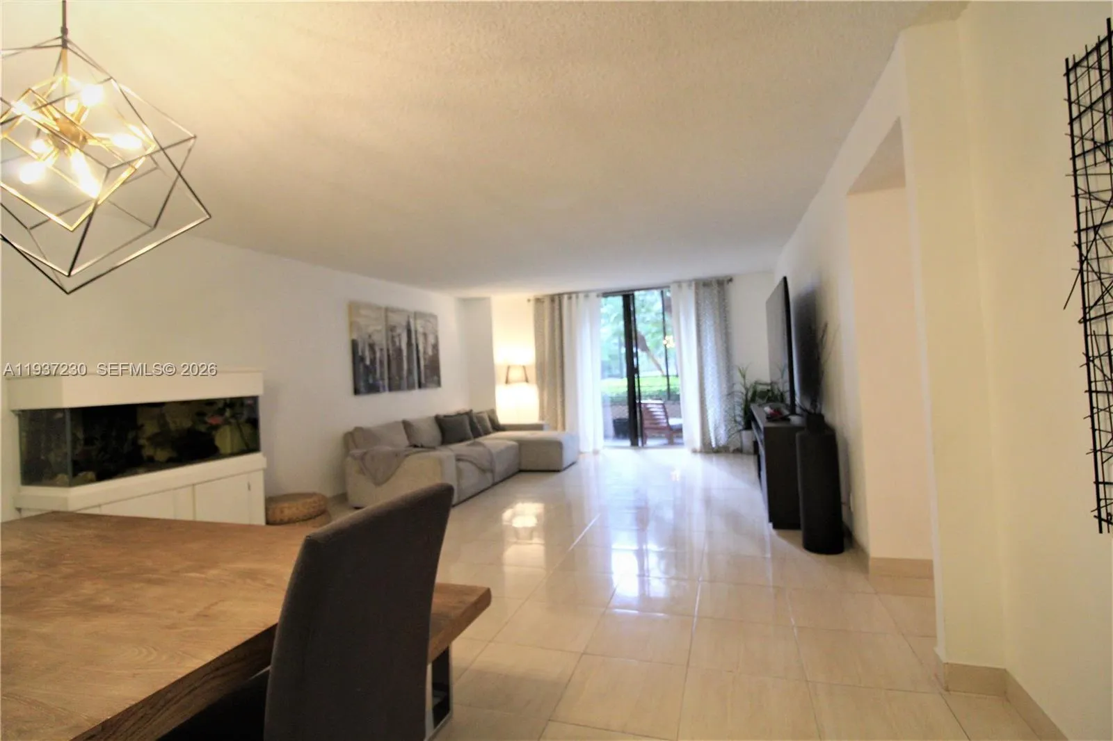 2500 Parkview Dr # 315, Hallandale Beach FL 33009