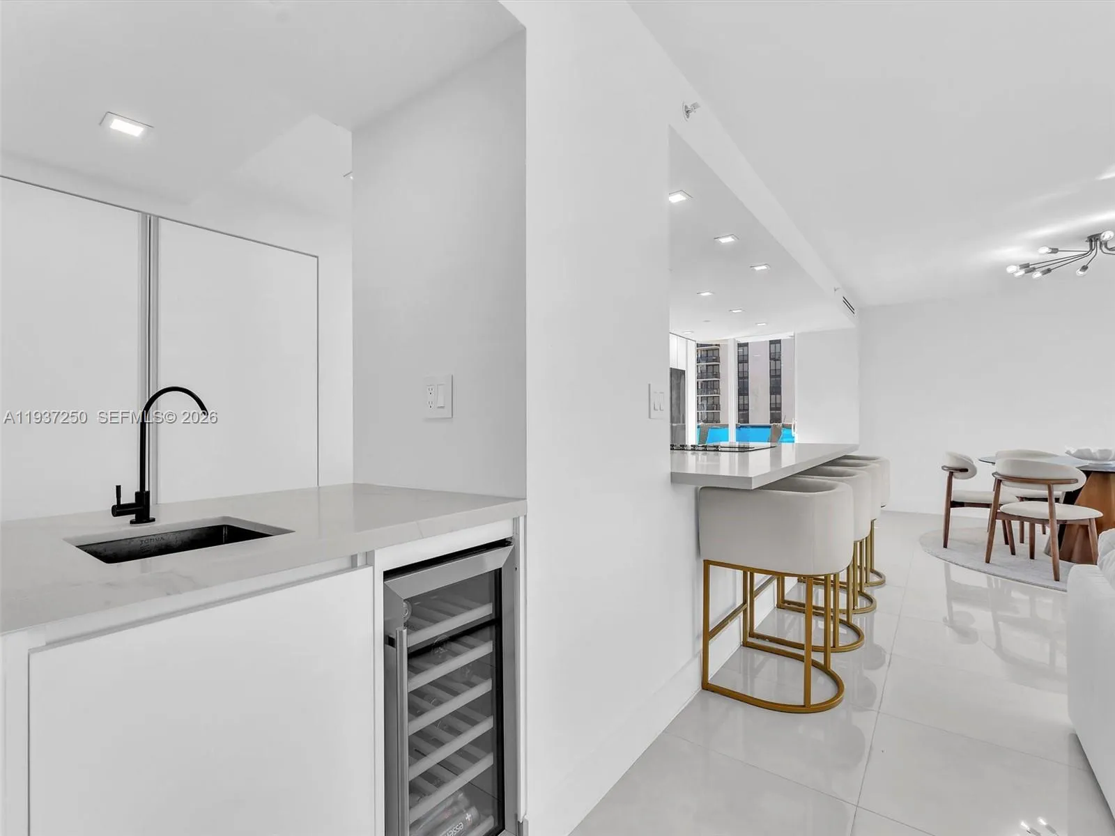 19707 Turnberry Way # 22D, Aventura FL 33180