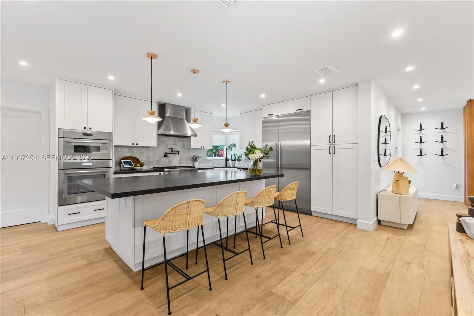 800 NE 72nd St, Miami FL 33138