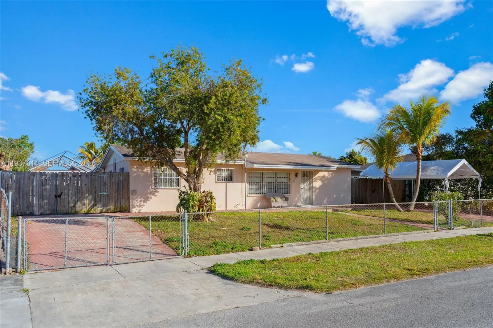 5 bedroom 3 bath for sale at 29925 SW 149th Ct, Homestead FL 33033