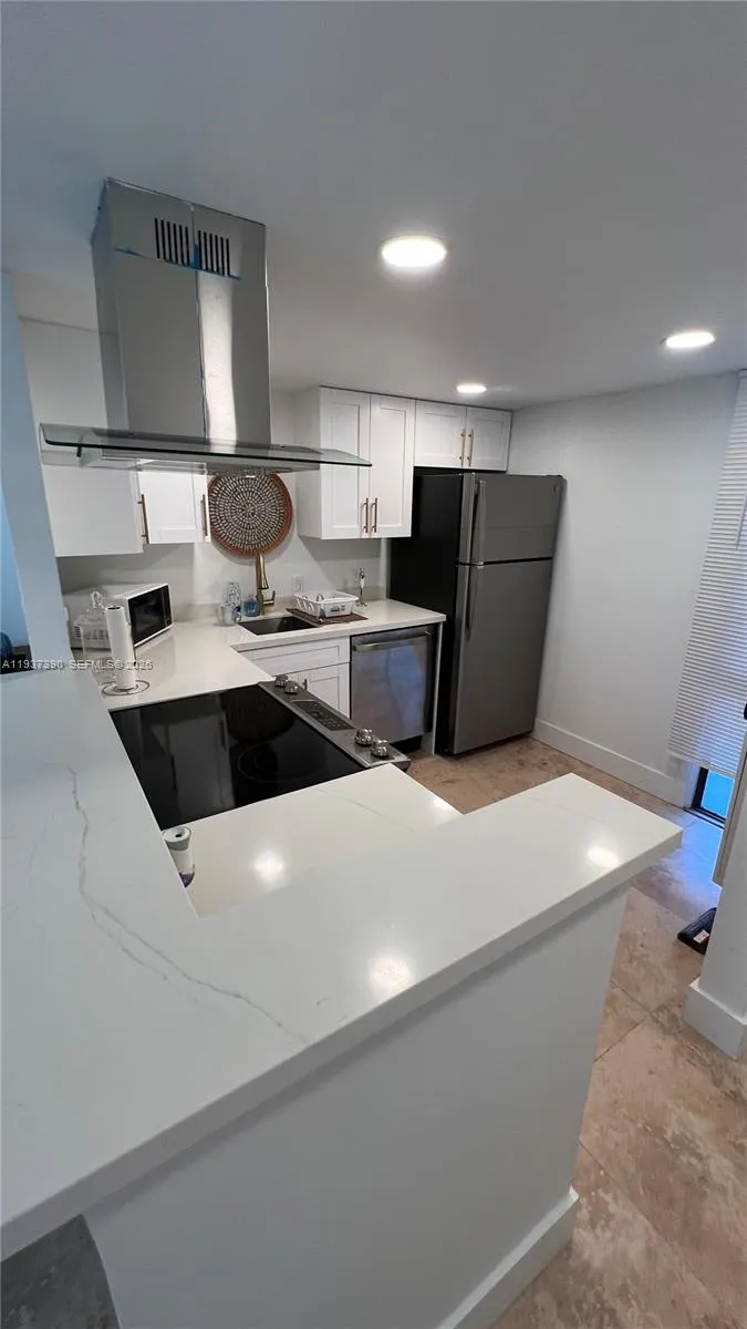 20500 W Country Club Dr # 117, Aventura FL 33180